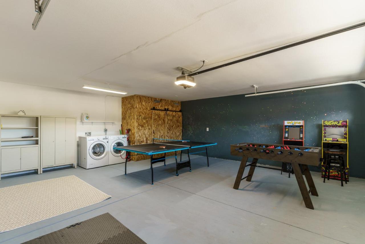 Desert Twilight 29 - Hot Tub & Ev Charger Twentynine Palms Exterior photo