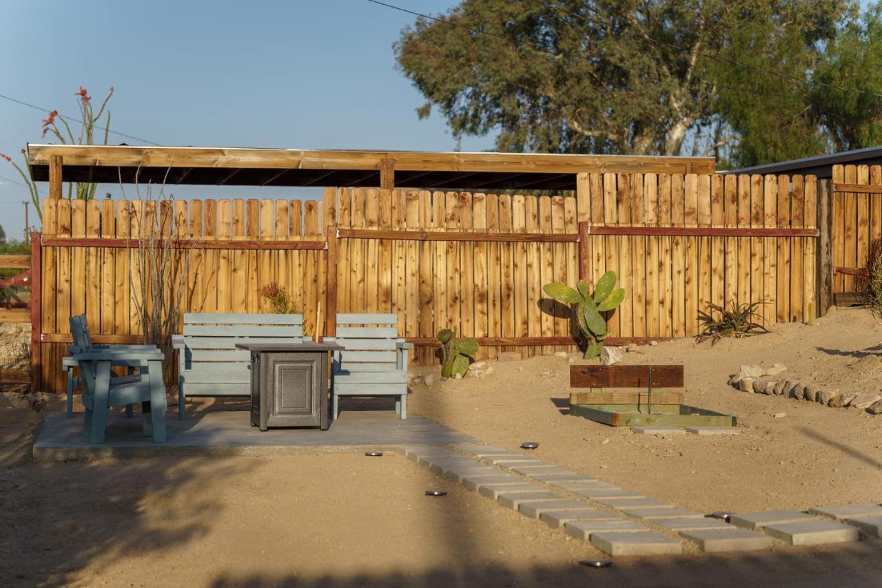 Desert Twilight 29 - Hot Tub & Ev Charger Twentynine Palms Exterior photo