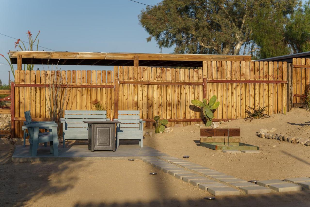 Desert Twilight 29 - Hot Tub & Ev Charger Villa Twentynine Palms Exterior photo