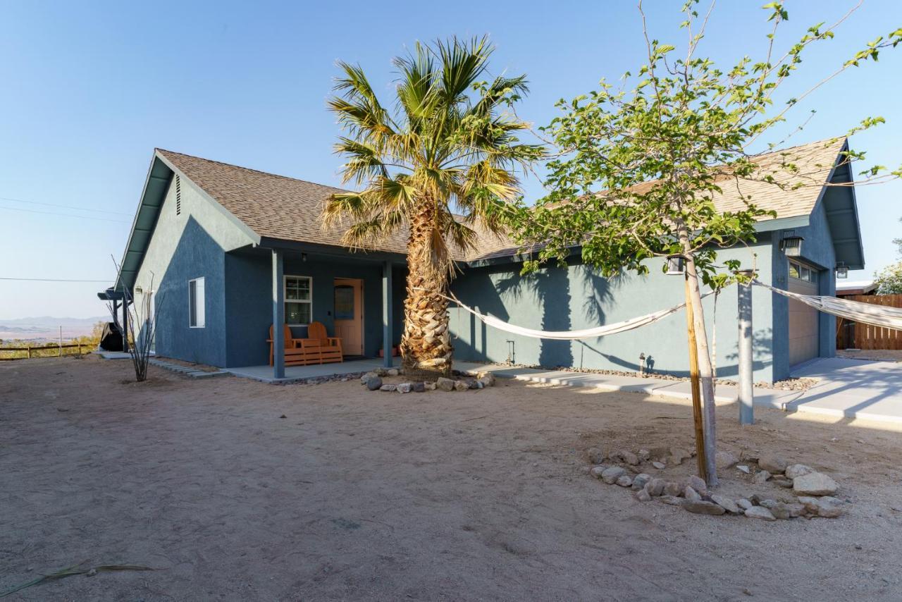 Desert Twilight 29 - Hot Tub & Ev Charger Twentynine Palms Exterior photo