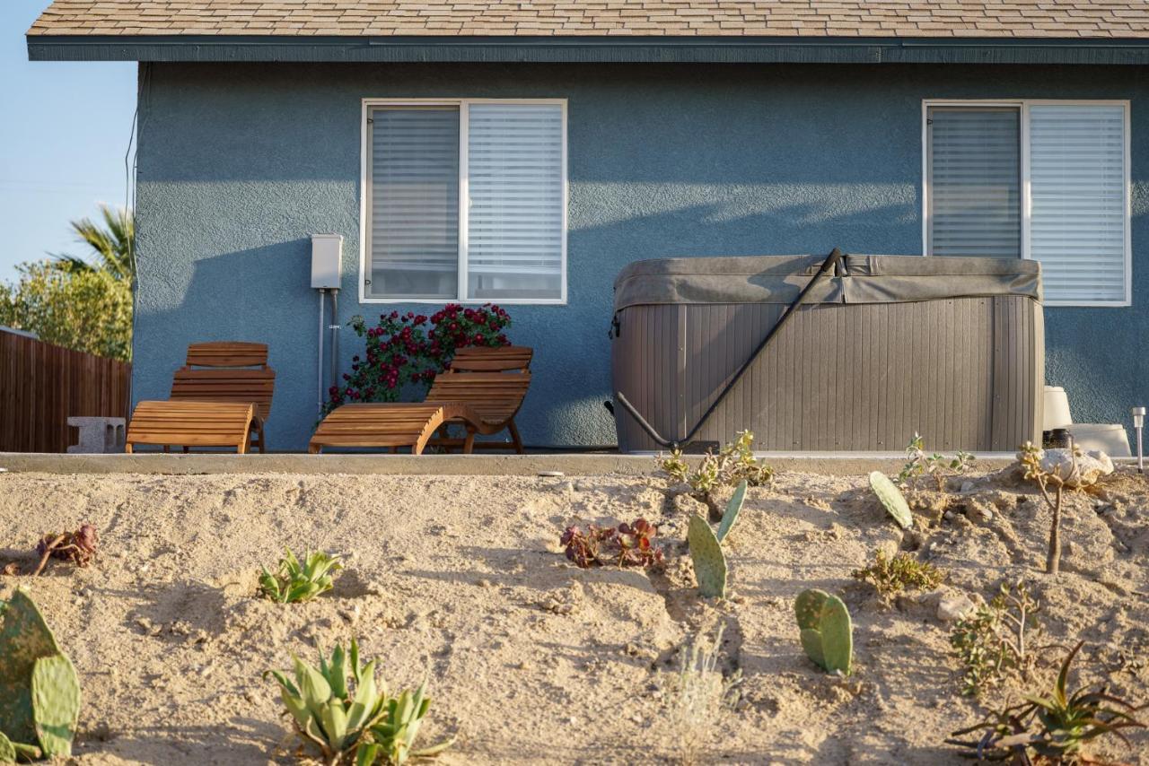 Desert Twilight 29 - Hot Tub & Ev Charger Villa Twentynine Palms Exterior photo